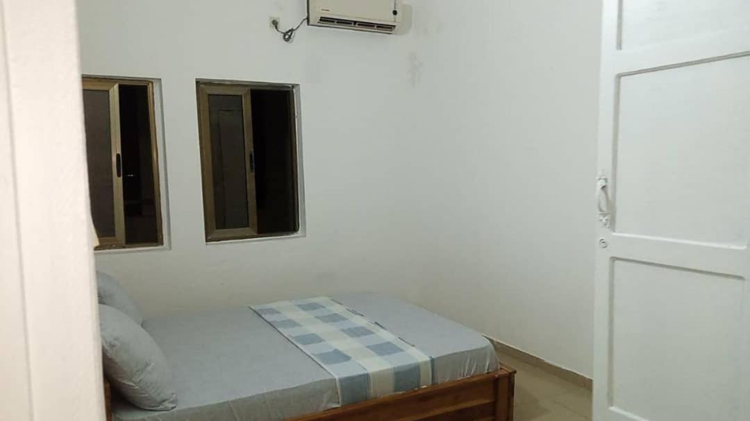 Ferienwohnung Hebertogo Casablanca Lomé Exterior foto