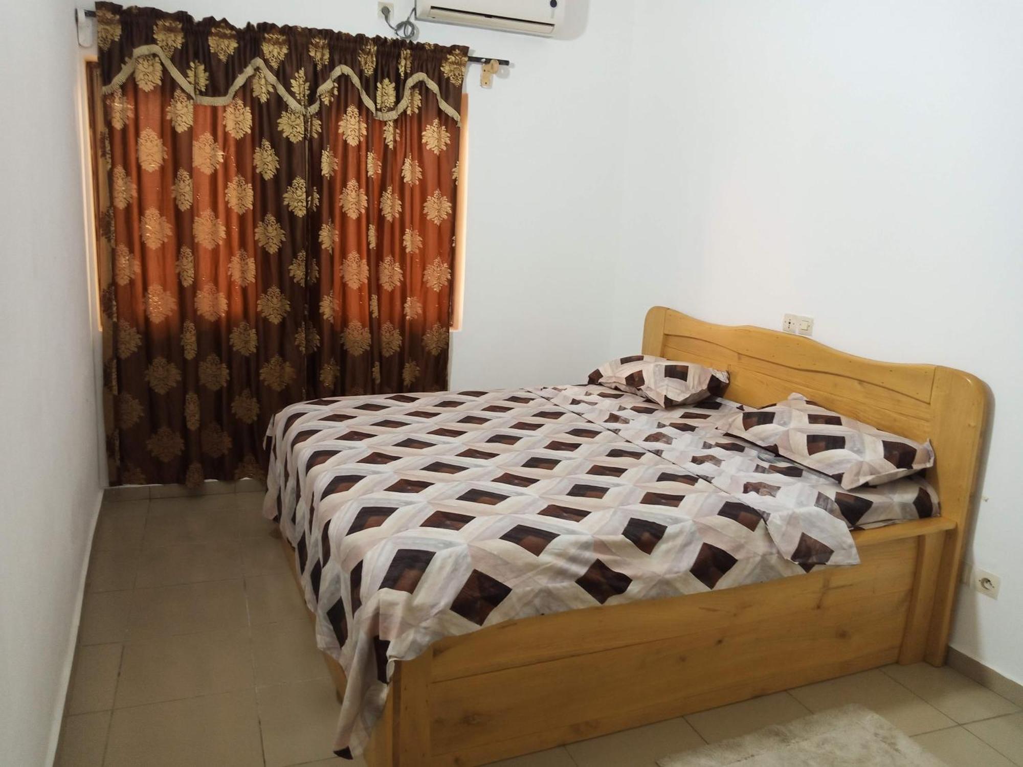 Ferienwohnung Hebertogo Casablanca Lomé Exterior foto